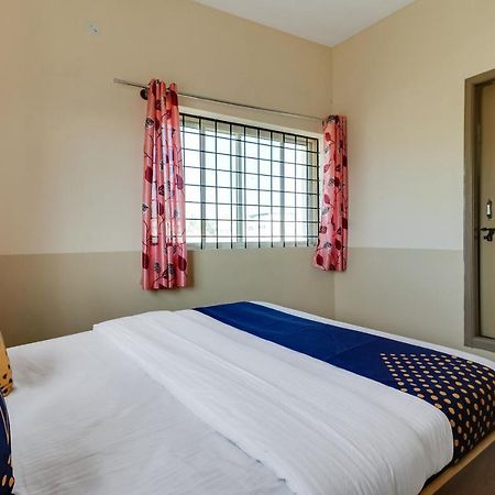 Spot On 76940 Sri Annapoorneshwari Residency Boarding & Lodging Hotel Hassan Buitenkant foto