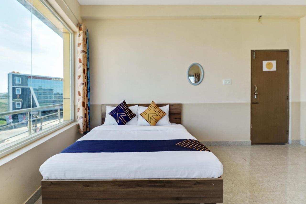 Spot On 76940 Sri Annapoorneshwari Residency Boarding & Lodging Hotel Hassan Buitenkant foto