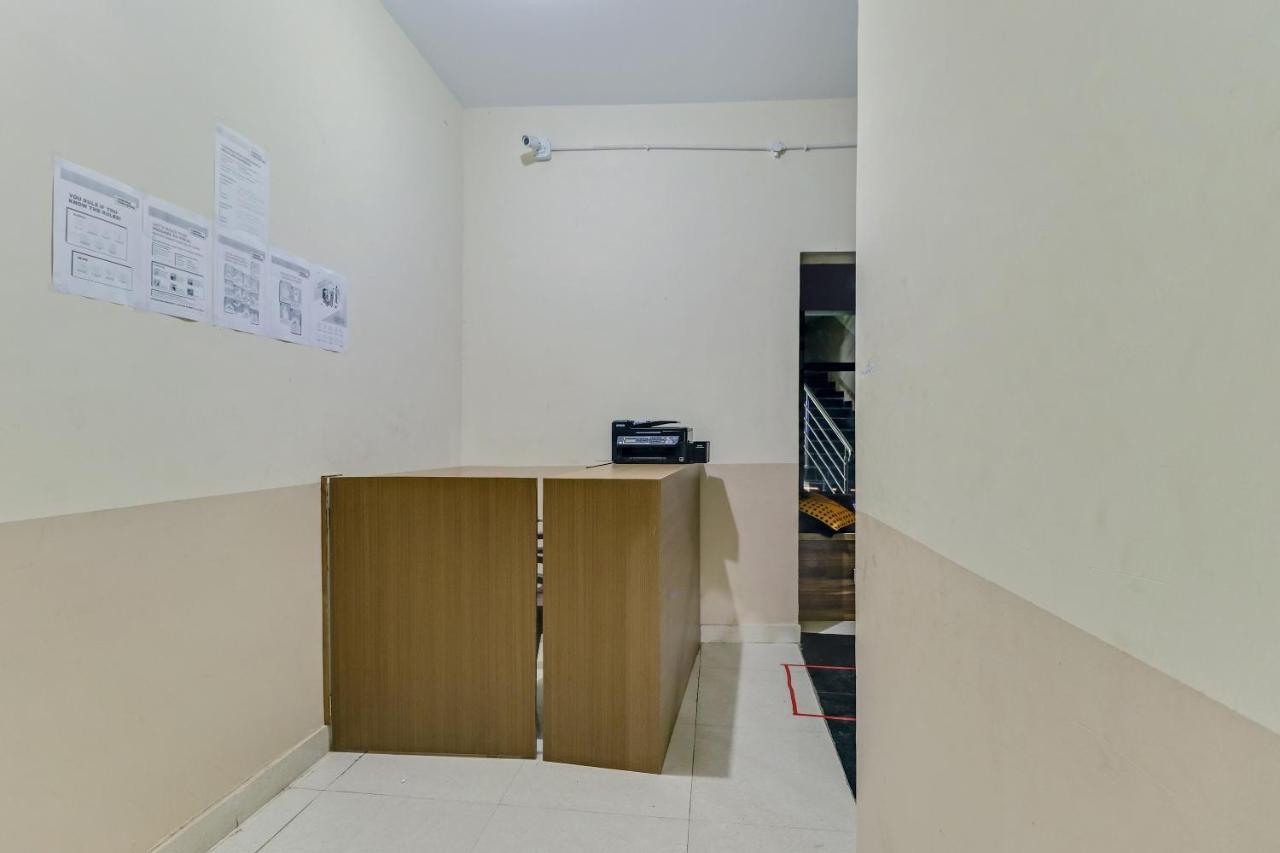 Spot On 76940 Sri Annapoorneshwari Residency Boarding & Lodging Hotel Hassan Buitenkant foto